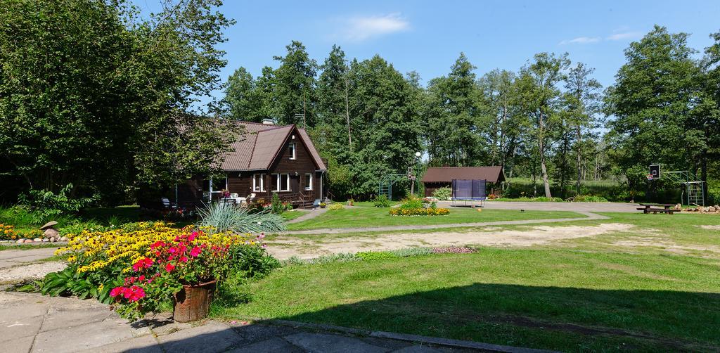 Poilsio Baze Guest House Latežeris Eksteriør bilde