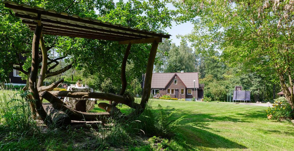 Poilsio Baze Guest House Latežeris Eksteriør bilde